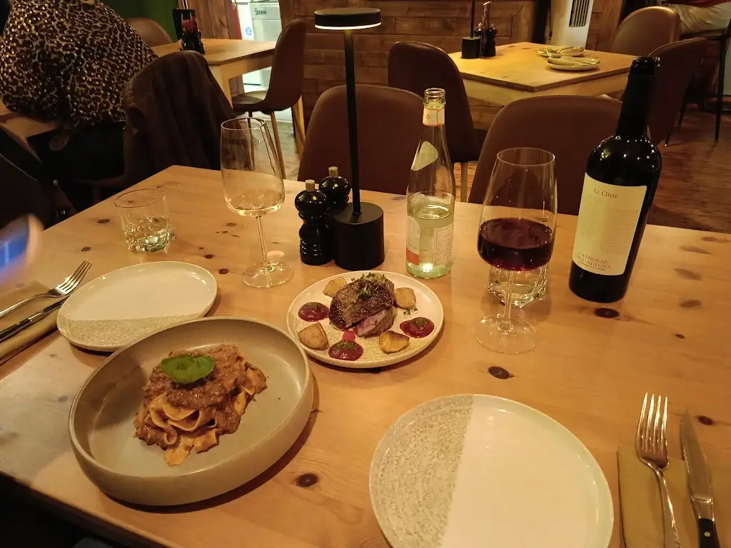 Domenico Matera_SiRo' Mangia&Bevi Café Bistrot Restaurant_Borough of Rochdale_review