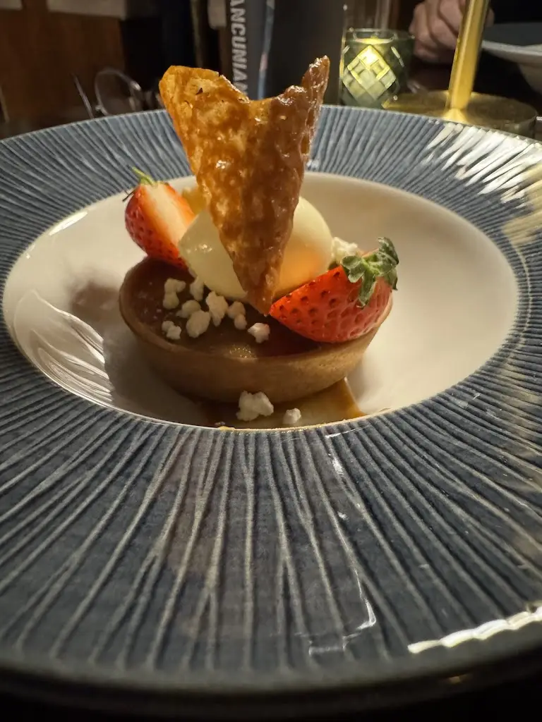 Dodgepot McDougle_The Martlet_Borough of Rochdale_review