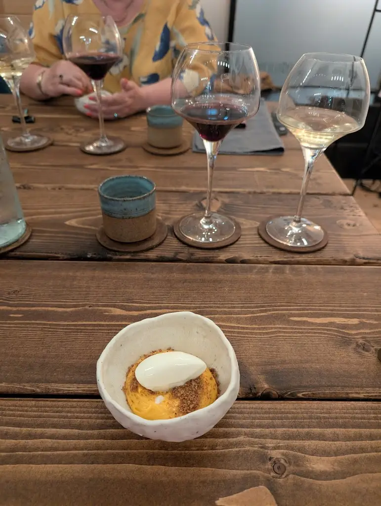 Georgia T_Dubberley Delicious_Alrewas_review