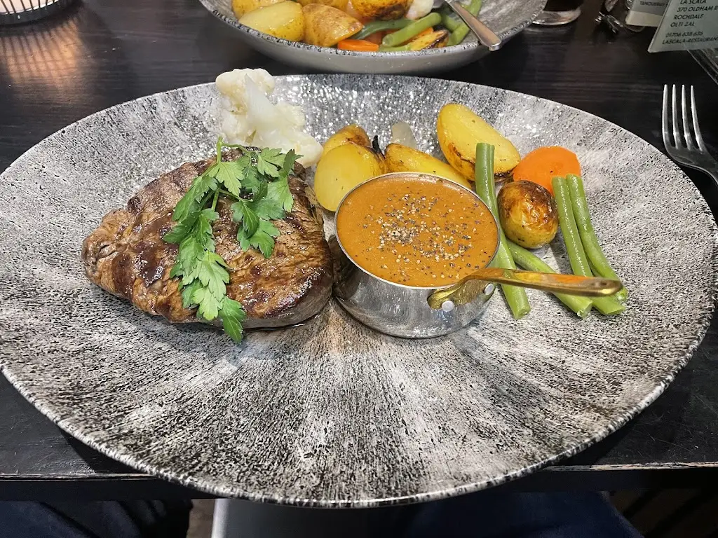 Menu_La Scala_Borough of Rochdale_image_9