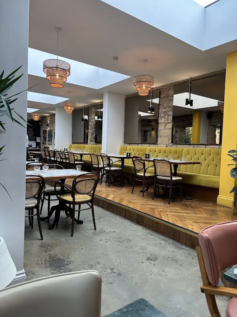 Izzy Fitzgerald-Hart_The Crown at Boston Spa_Boston Spa_review