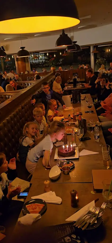 Veneziaa Bar and Restaurant_Alrewas_slider_image_2