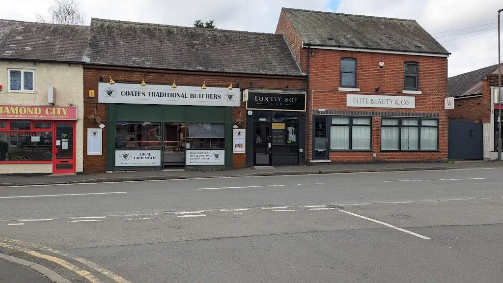 LONELY BOY BAR_Borrowash_slider_image_3