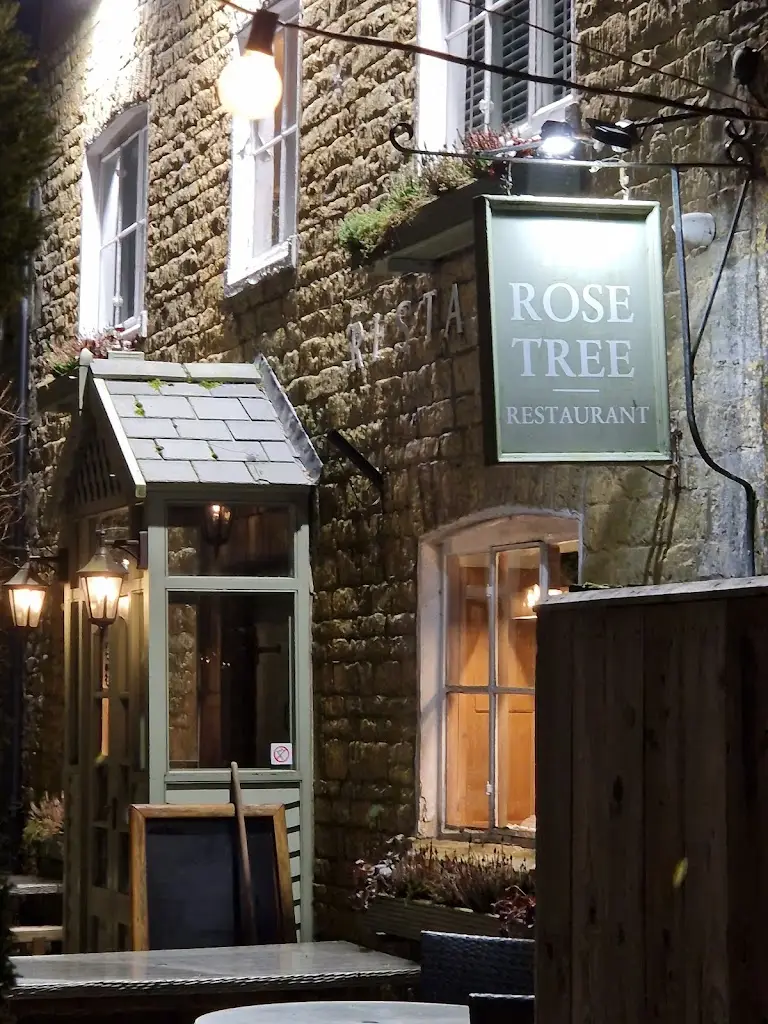 The Rose Tree Restaurant ristorante a Bourton