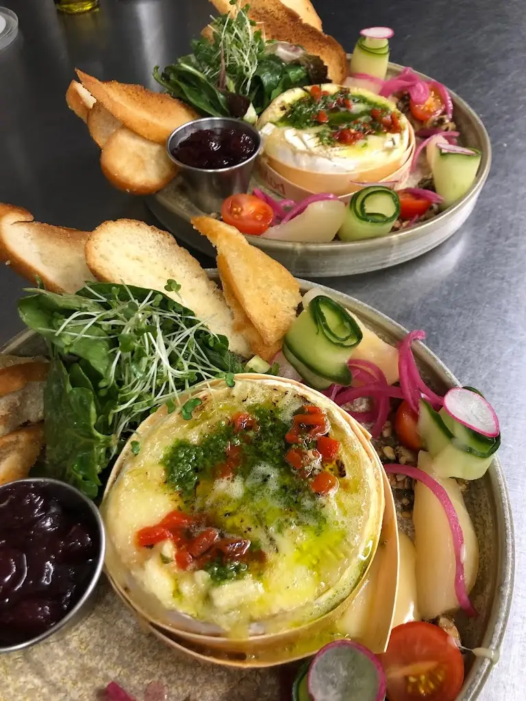 The Rose Tree Restaurant_Bourton_slider_image_2