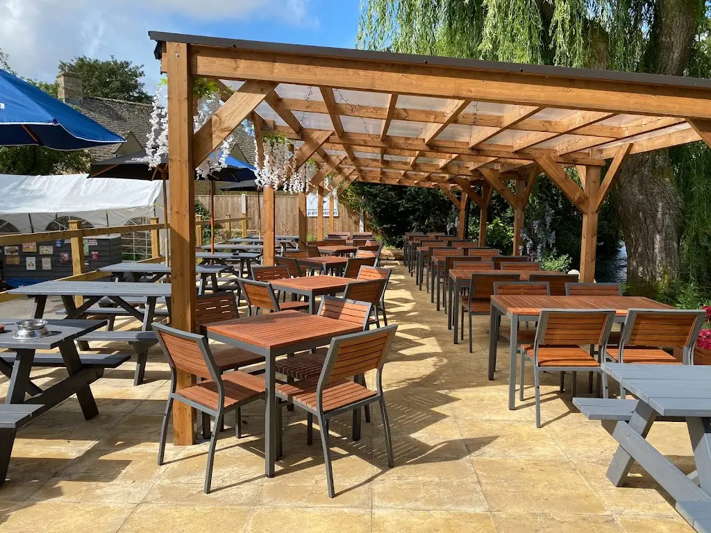 The Duke of Wellington restaurant in Bourton