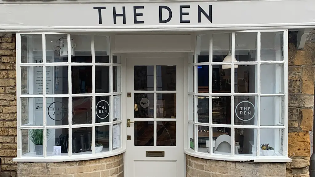 The Den restaurant in Bourton