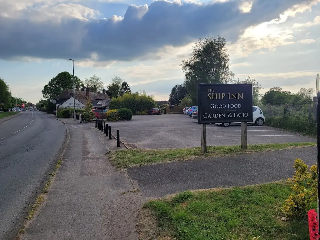 Jeff_The Ship Inn_Bovington Camp_review