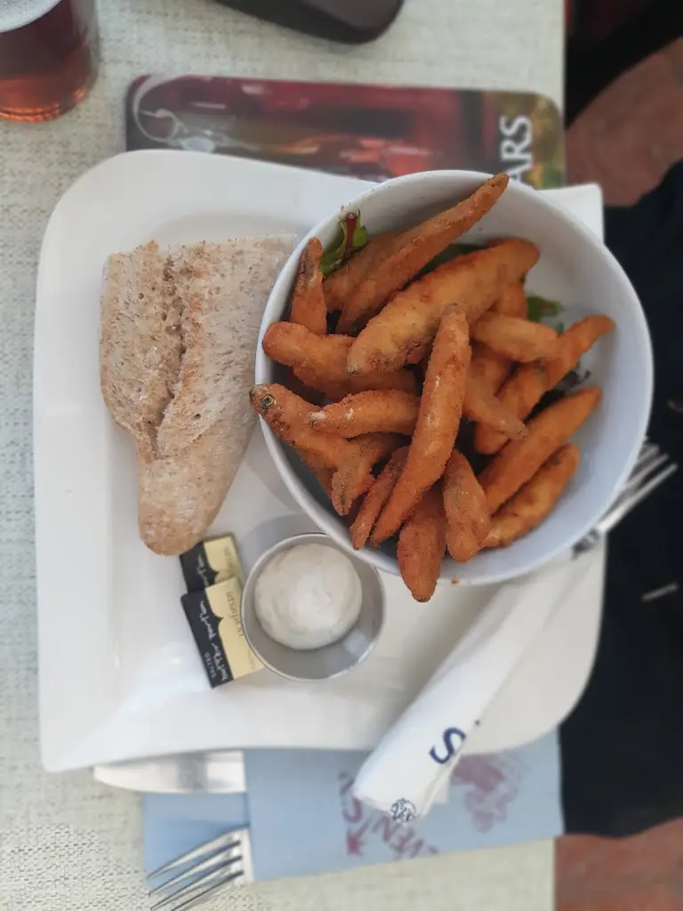 Martin Elkins_Seven Stars_Bovington Camp_review