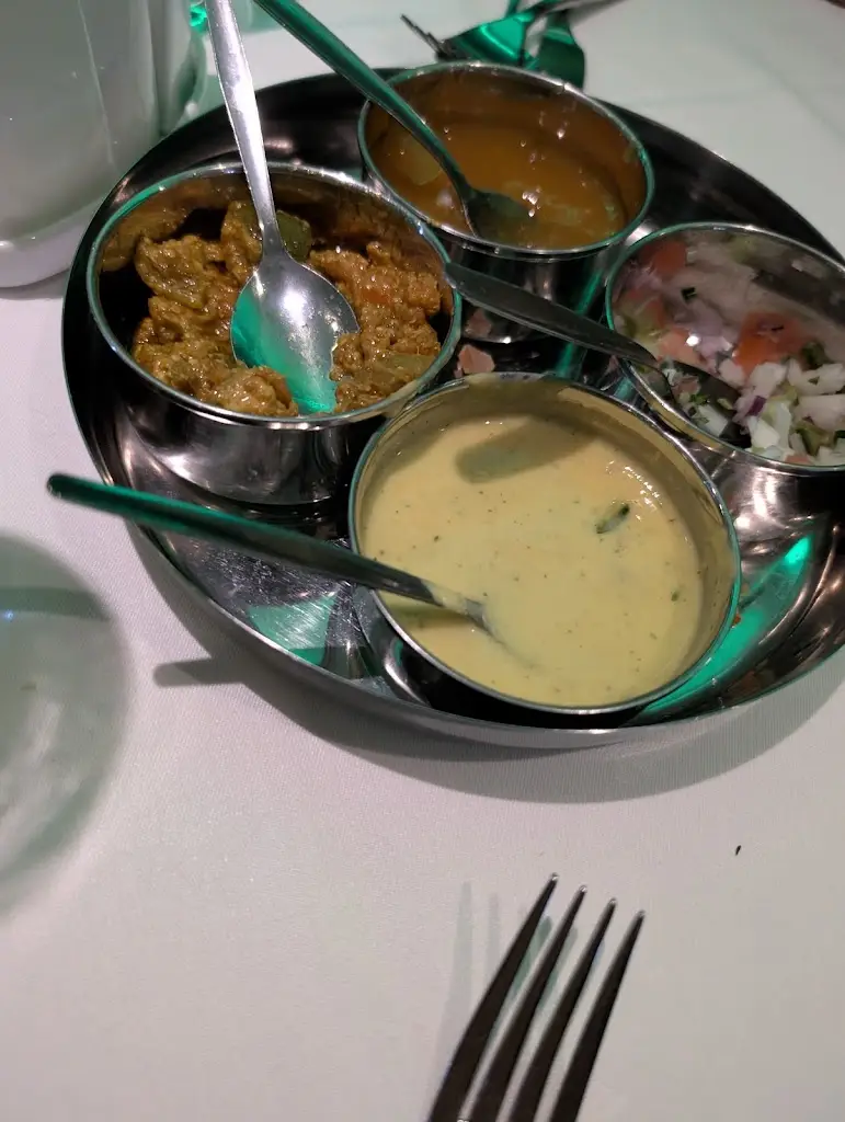 Rachit Kharsani_Zeera Indian & Bangladeshi Restaurant_Bovingdon_review