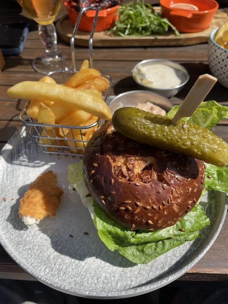 Charlie_The Bell Inn Bovingdon_Bovingdon_review