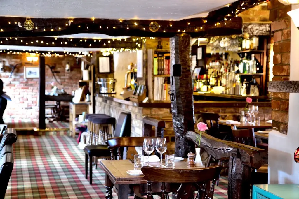 Bricklayers - Flaunden_Bovingdon_slider_image_1