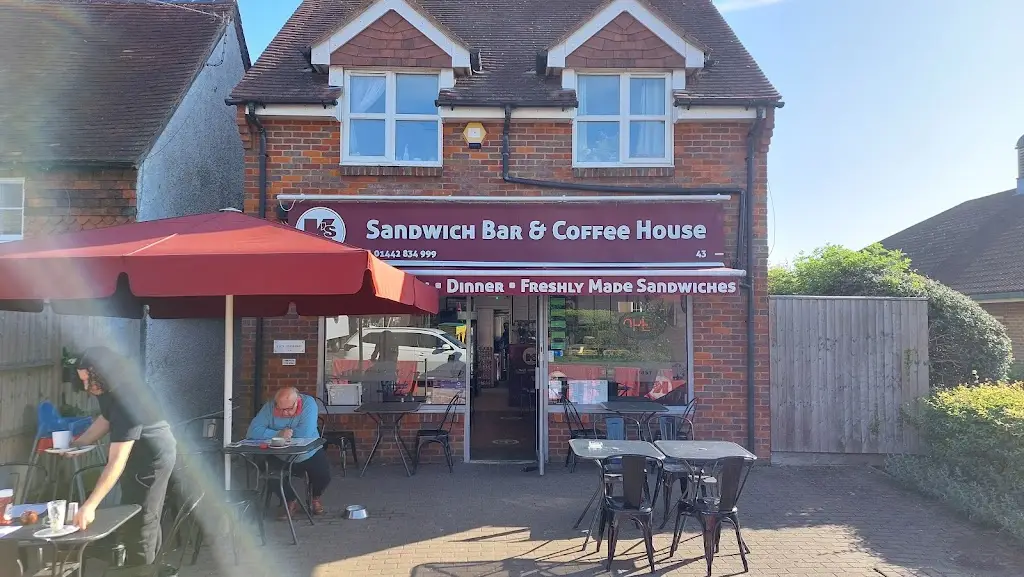 K's Cafe restaurant in Bovingdon