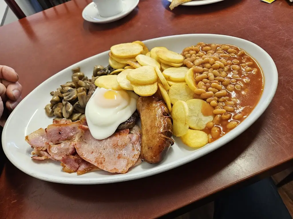 K's Cafe_Bovingdon_slider_image_3