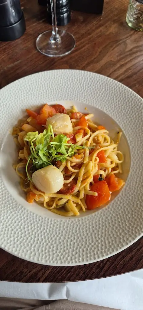 Sue Ware_Fishery Inn Boxmoor_Bovingdon_review