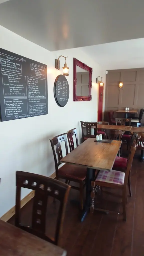 The Ginger Dog_Bowburn_slider_image_2