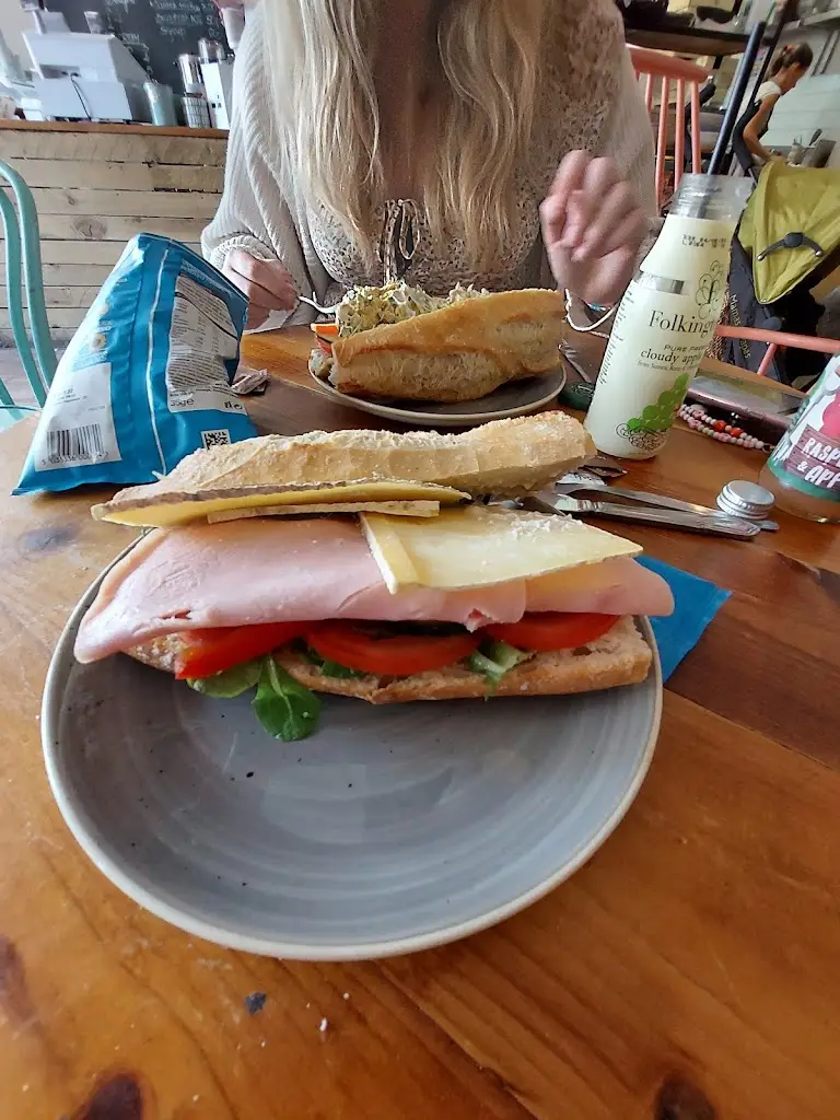 Menu_La Reine_Bourton on the Water_image_7