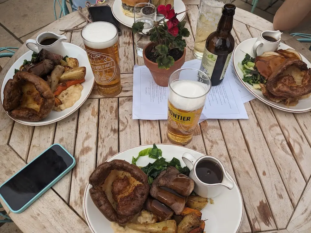 Menu_The Willow, Bourton-on-the-Water_Bourton on the Water_image_9