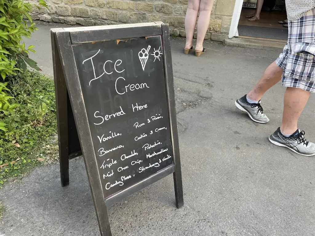 Menu_The Chestnut Tree_Bourton on the Water_immagine_4