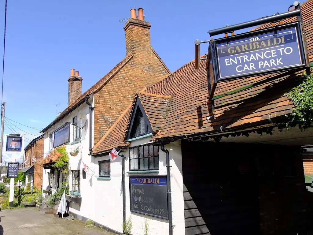 The Garibaldi_Bourne End_slider_image_3