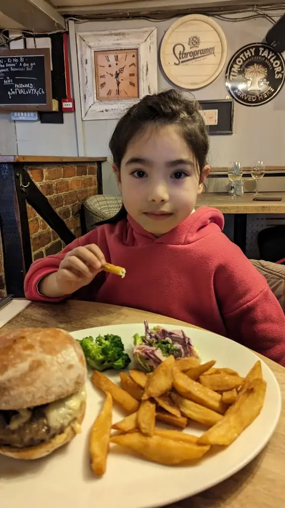 Claudio Todaro_The Walnut Tree_Bourne End_review