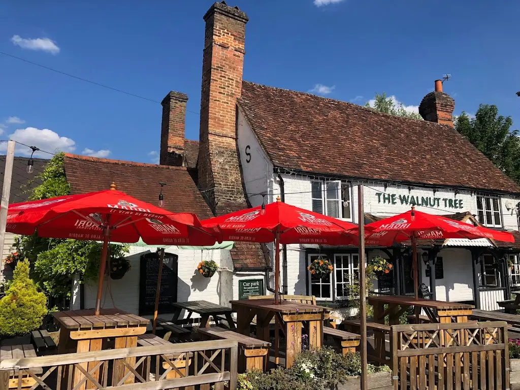 The Walnut Tree_Bourne End_slider_image_3