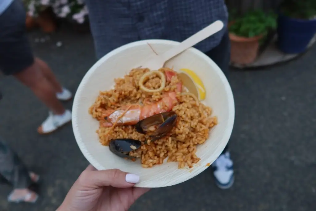 Menu_Valencia Supper Club_Bourne End_image_3