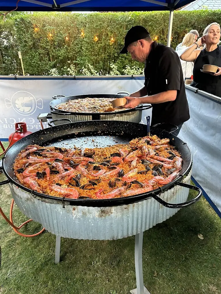 Phil A_Valencia Supper Club_Bourne End_review