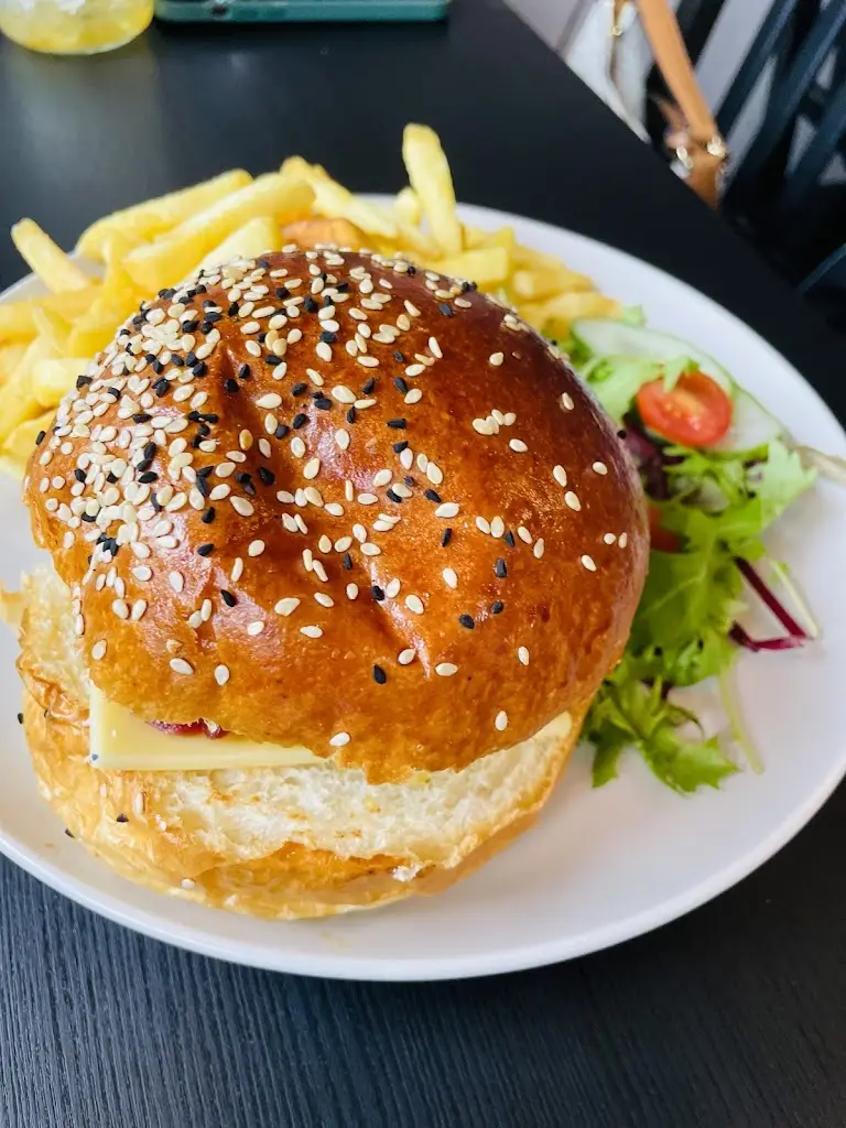 Mohammed Rowther_Moreganic ️_Bourne End_recensione