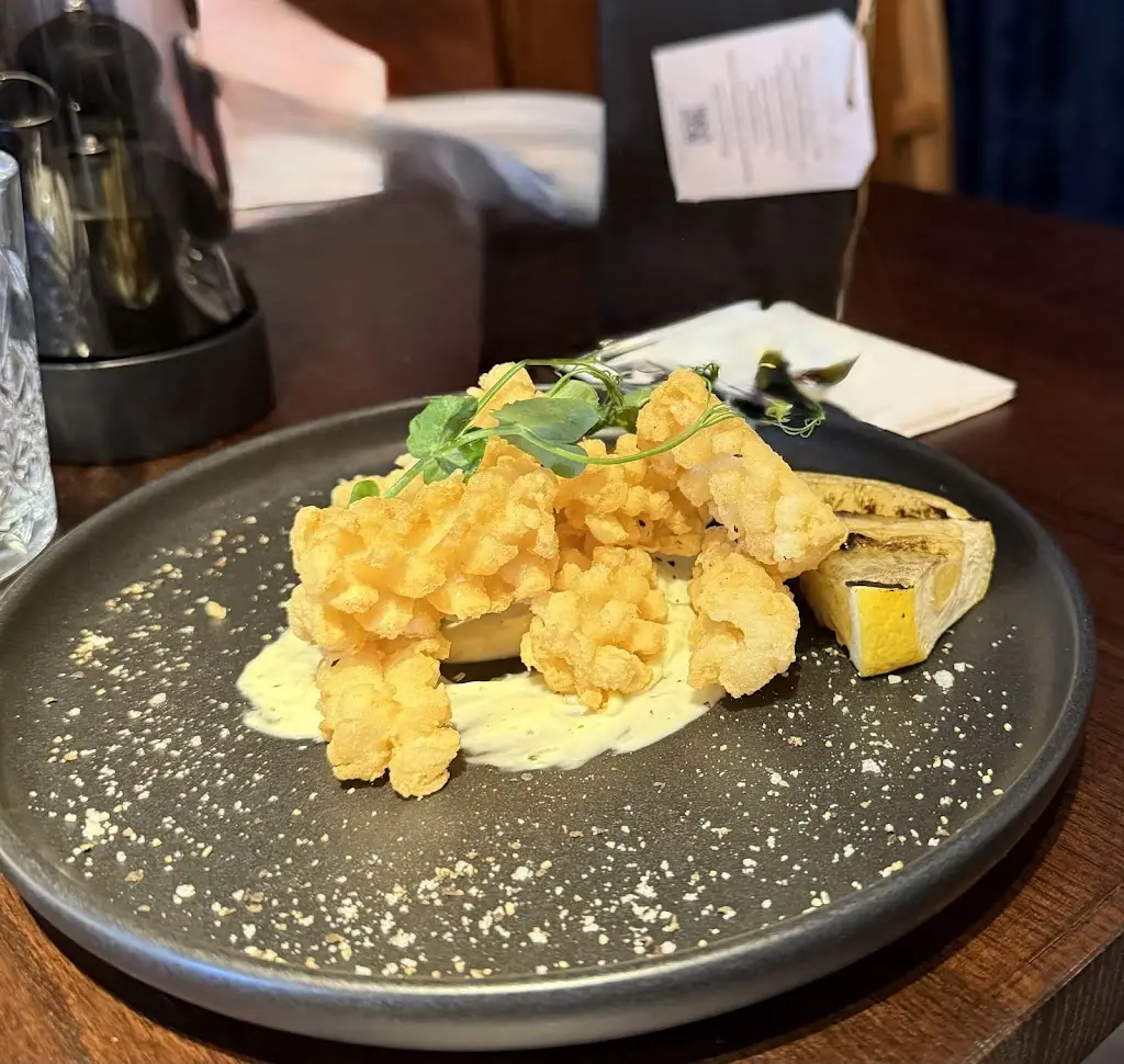 Charlie Ackroyd_Ferry Cookham_Bourne End_review