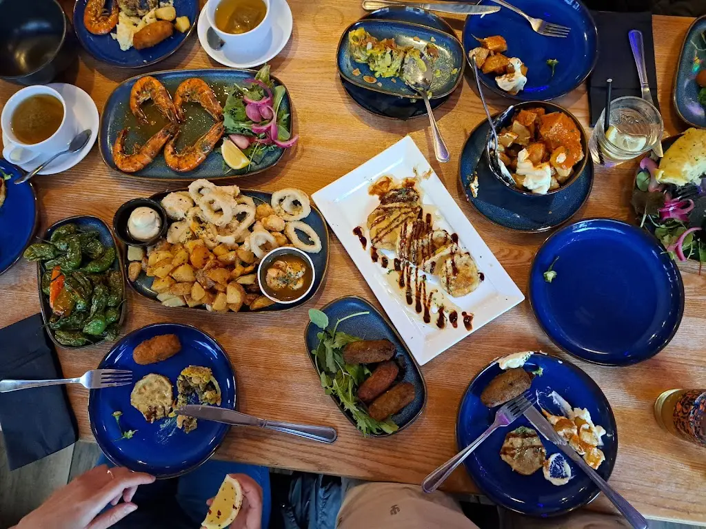 Lolas Spanish Tapas Restaurant_Bournemouth_slider_image_3