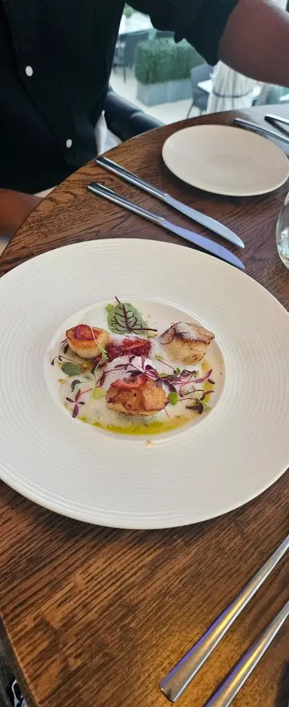 Alen Thomas_NEO Restaurant & Bar Lounge_Bournemouth_review