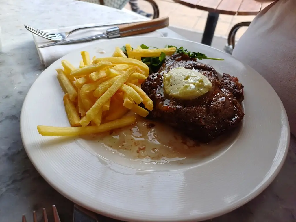 Lisa D_Côte Bournemouth_Bournemouth_review