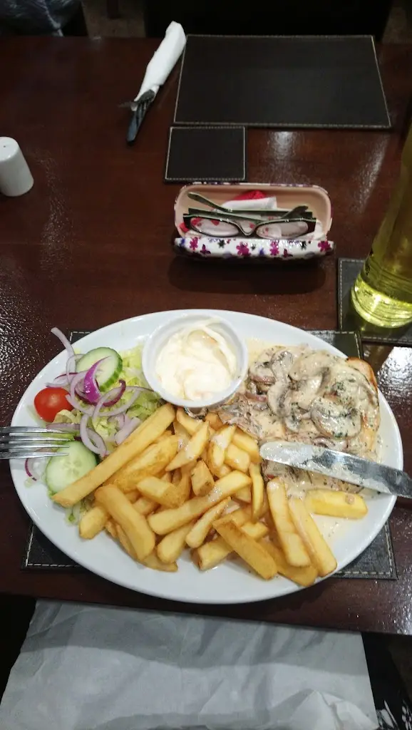 Stephanie Routledge_Woodlands Park Club & Restaurant_Adwick le Street_recensione
