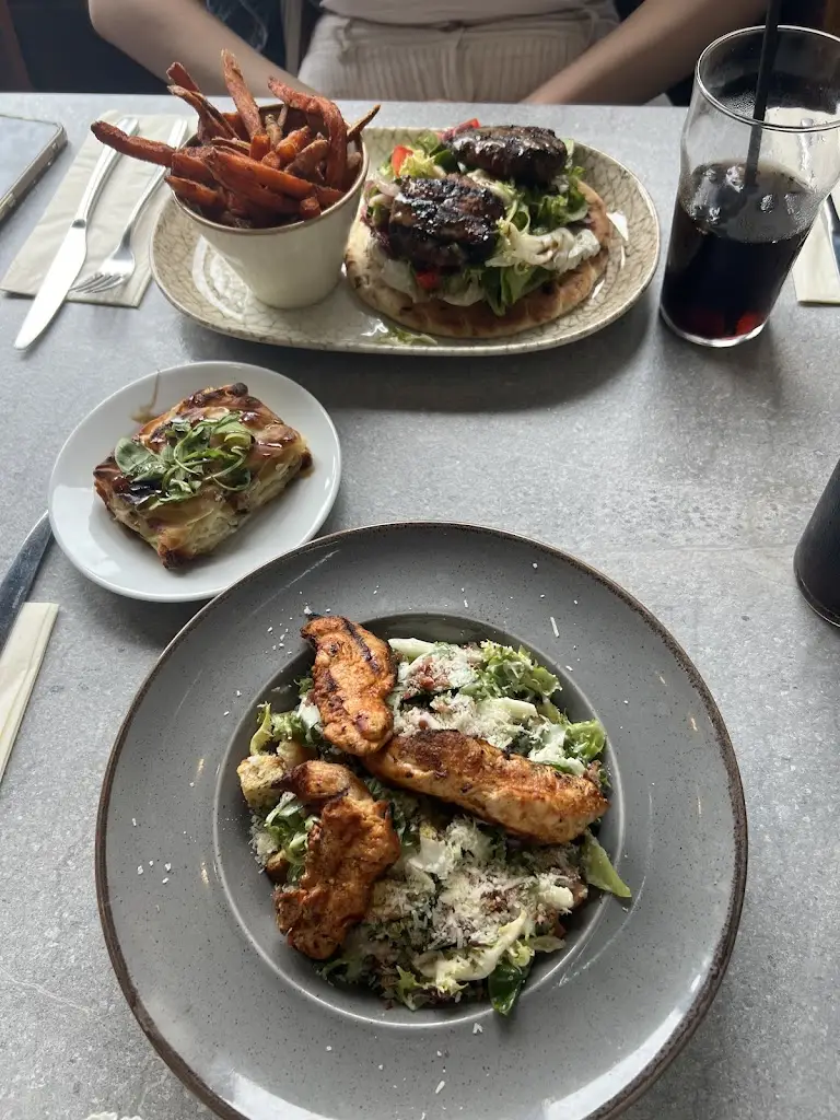Elli_Mezze Thornbury_Alveston_review