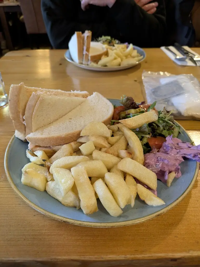 G H_The Horseshoe_Bourne_review