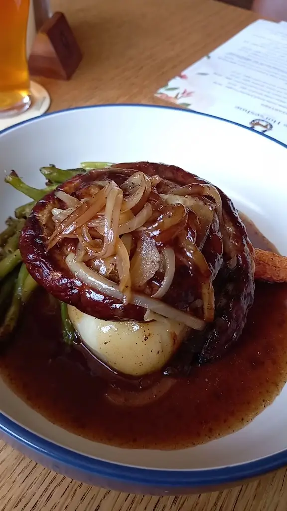 The Horseshoe_Bourne_slider_image_2