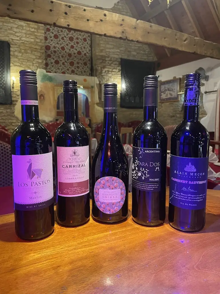 Saffron Indian Restaurant & Takeaway_Bradley Cross_slider_image_2