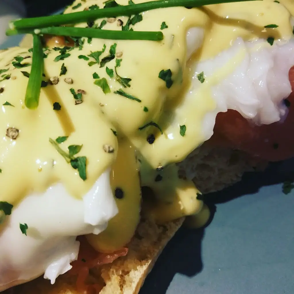 Menu_Auctioneer Wine Bar And Seafood Kitchen_Brading_image_2