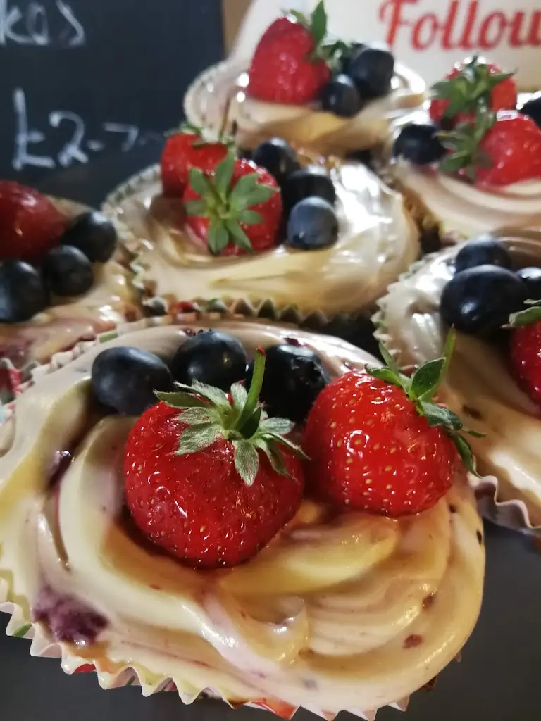 Menu_Auctioneer Wine Bar And Seafood Kitchen_Brading_image_7