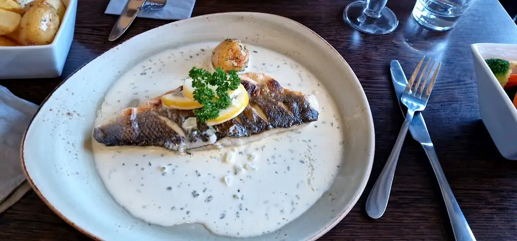 Menu_The Yarbridge Inn._Brading_image_9