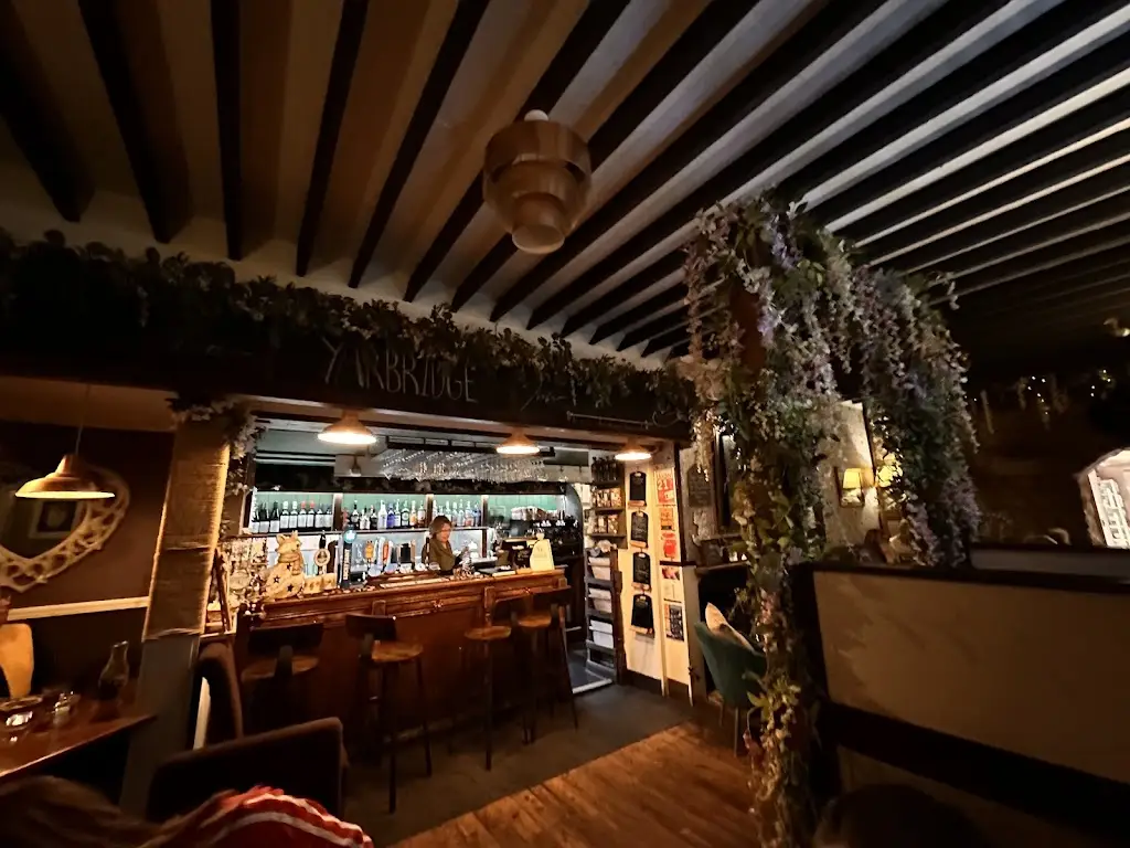 The Yarbridge Inn. Restaurant in Brading