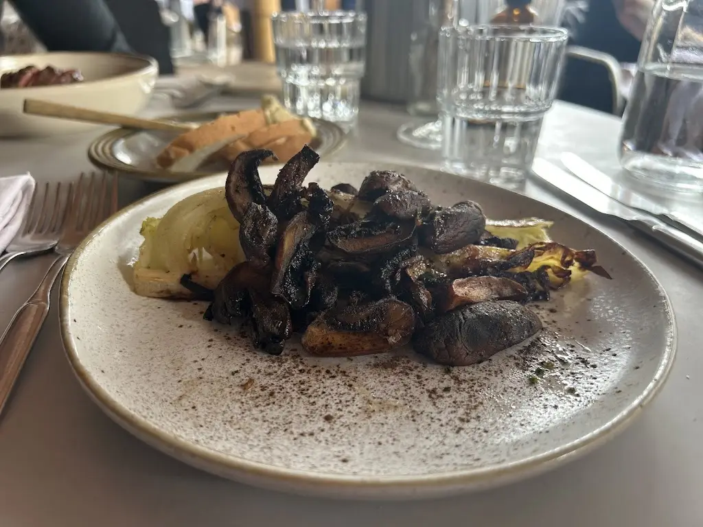 Natalie Woods_BOX-E_Box_review