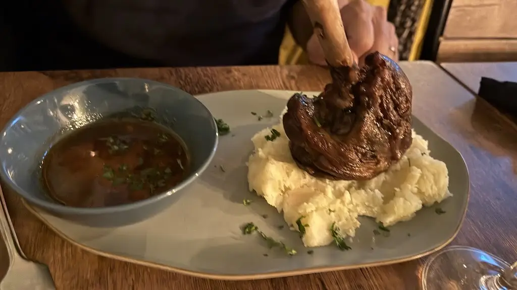 Restaurant Vine & Plate_Box_slider_image_3