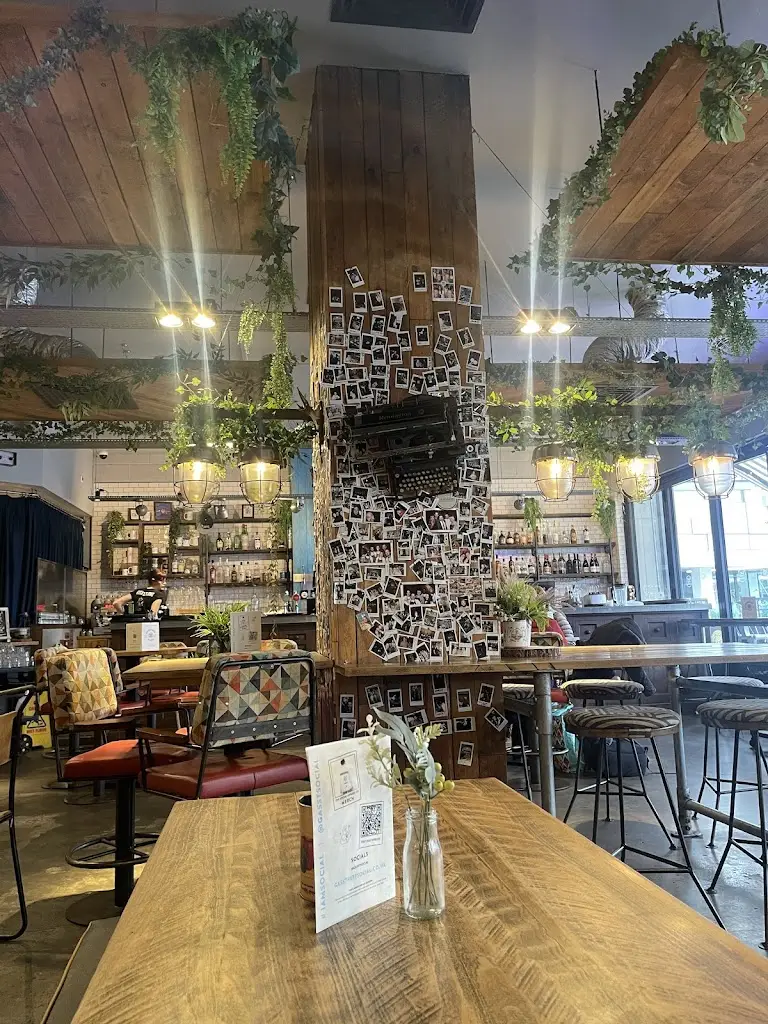 Ahzam Fatima_Gas Street Social_Box_review