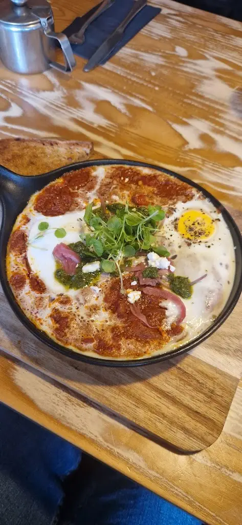 Zoe P_Gas Street Social_Box_review