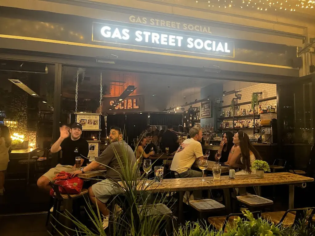 Larry Haywood_Gas Street Social_Box_review