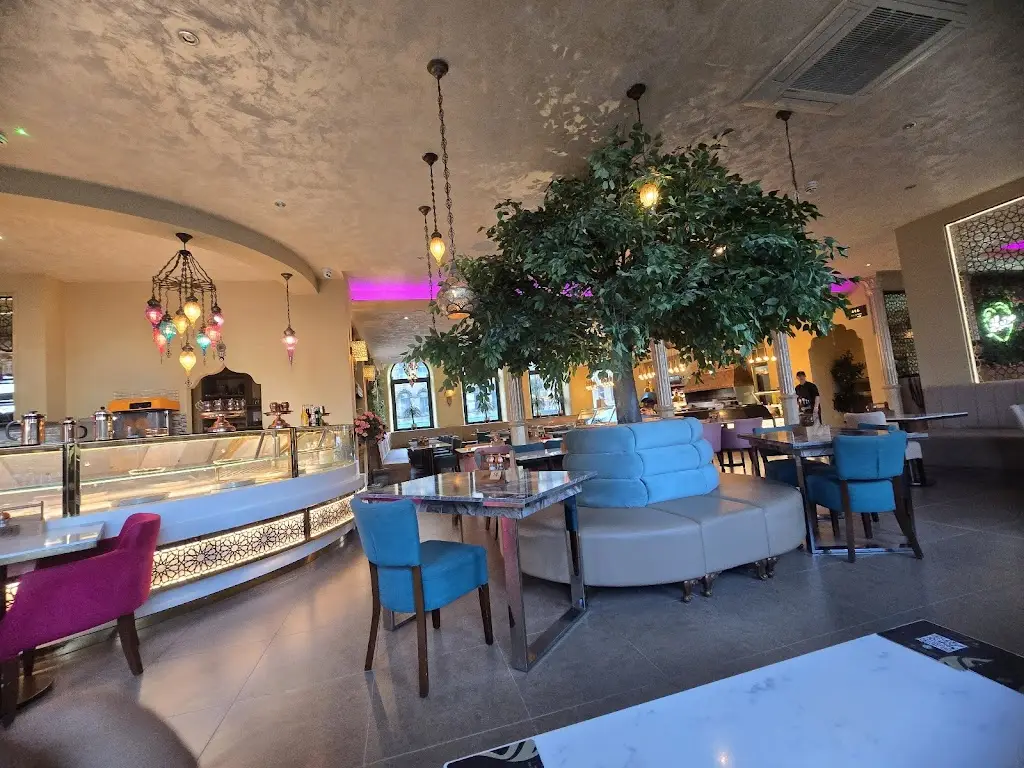 Mezza Restaurant_Bradford_slider_image_3