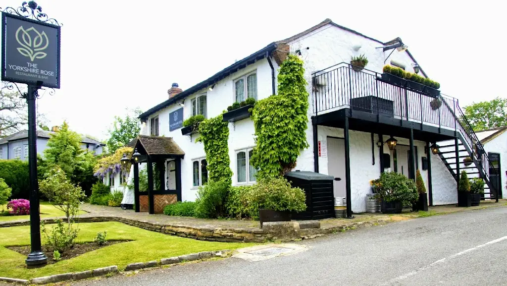 The Yorkshire Rose_Bracknell_slider_image_3