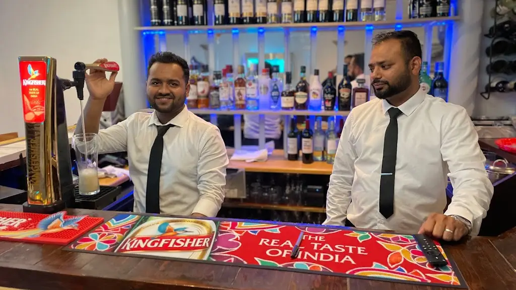 Shahi Restaurant & Bar_Bracknell_slider_image_1